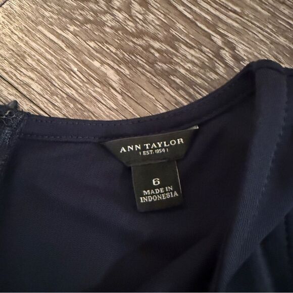 Ann Taylor Navy Sleeveless Side Cinched Dress New - Picture 4 of 7